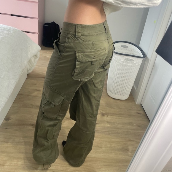 Cargo pants - Picture 3 of 7